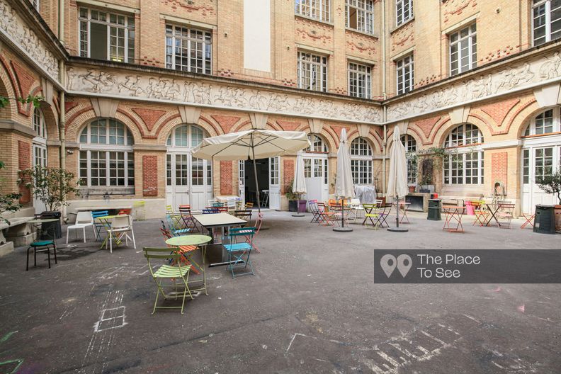 Art school : Art studios, library, rooftop, courtyard