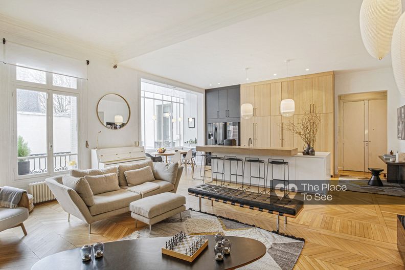 Appartement parisien contemporain belles matières