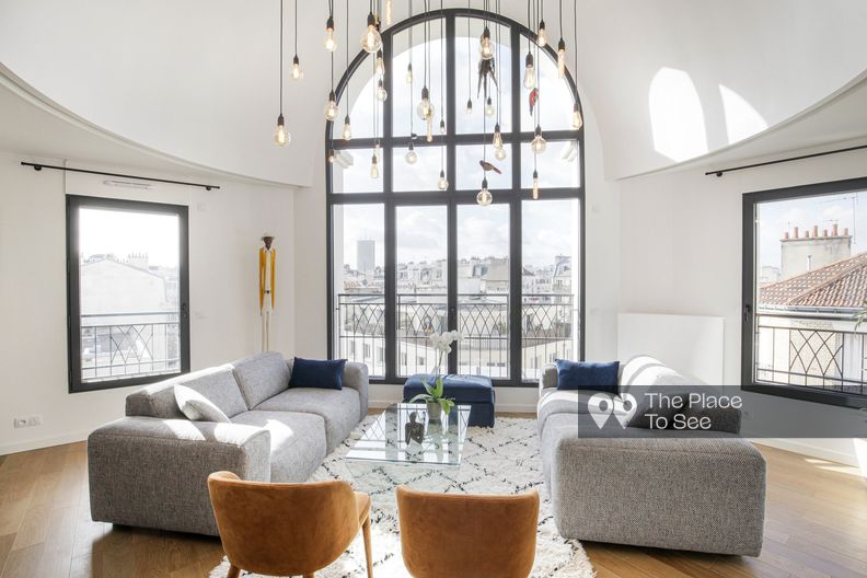 Duplex moderne vue sur les toits