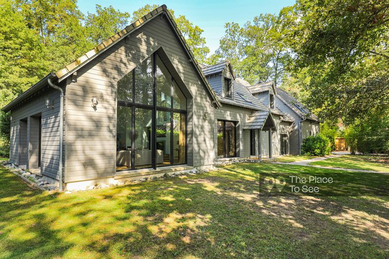 Maison en bardage dans l'esprit maison américaine