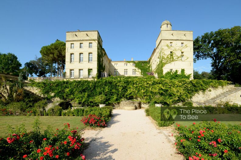 Hotel restaurant castle in a 15ha park