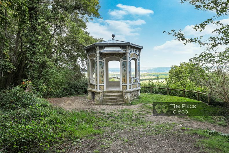 Maison de maître avec une vue dégagée