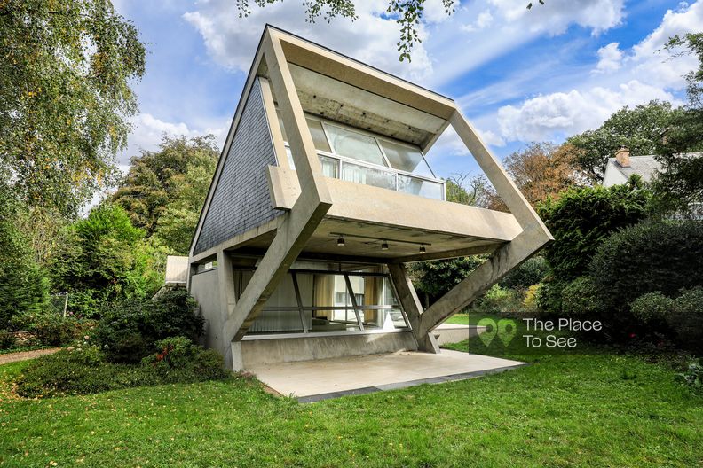 Astonishing brutalist architect house from 1965