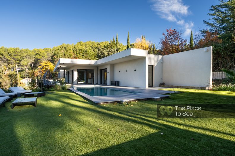 Architect house with marble floor and swimming pool