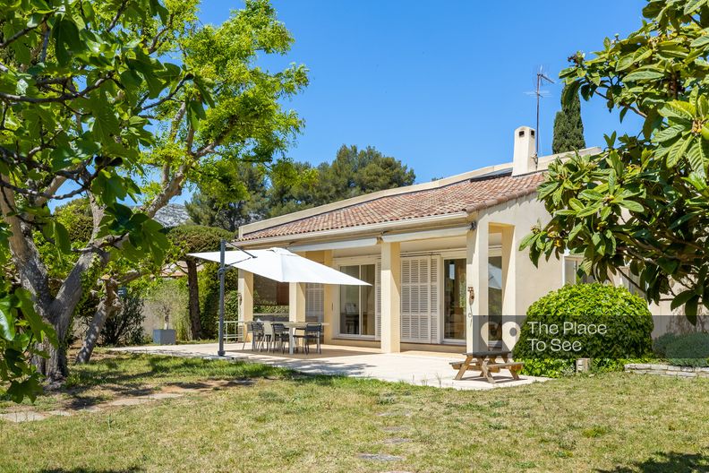 Maison en Provence entièrement redécorée par un architecte