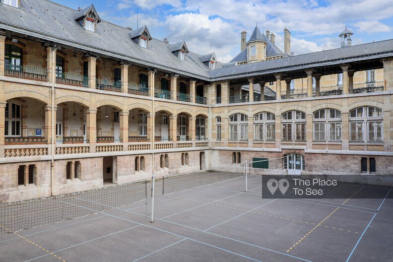 19th century Parisian middle school and high school 