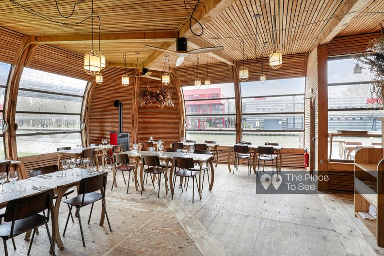 Wooden frame restaurant