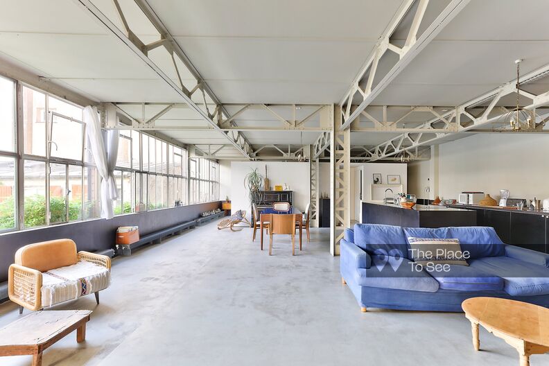 Industrial loft like in New York