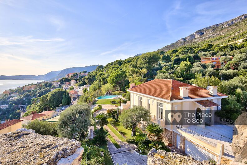 Villa with breathtaking sea views in Cap d'Ail