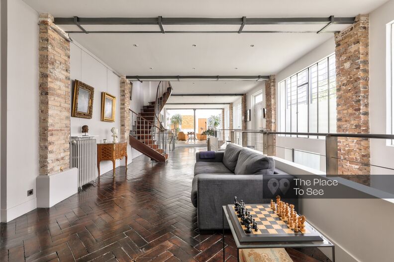 Magnificent luxury and atypical triplex loft