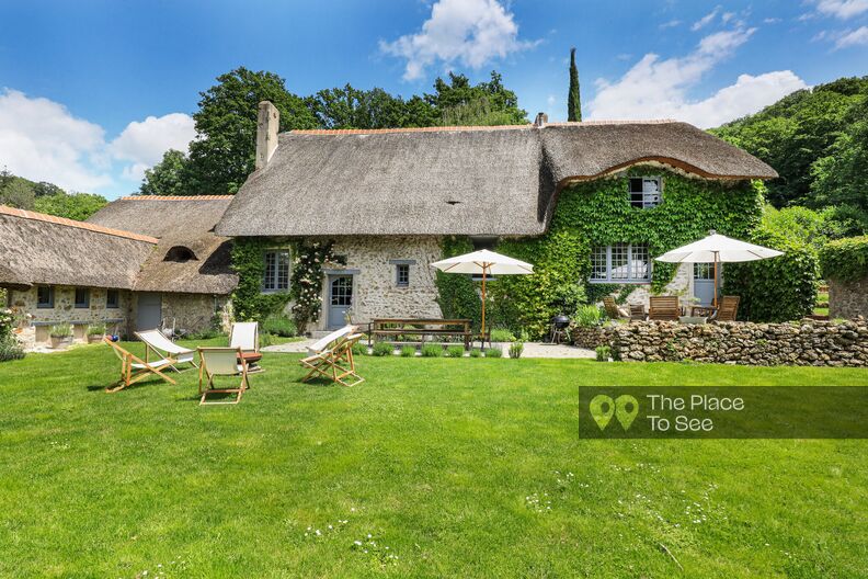 Thatched roof house with elegant decoration in the countryside