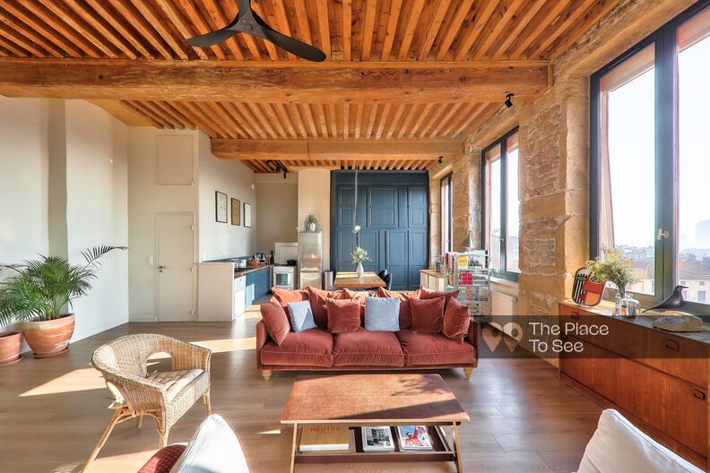 Apartment with wooden beams and panoramic view