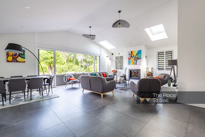 Maison individuelle à l'américaine familiale avec jardin ouvert