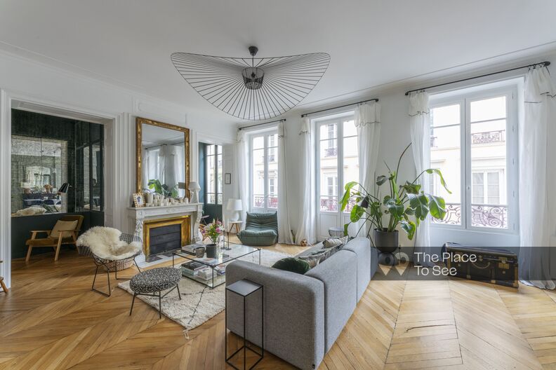 Appartement haussmannien joliment décoré dans le centre de Lyon