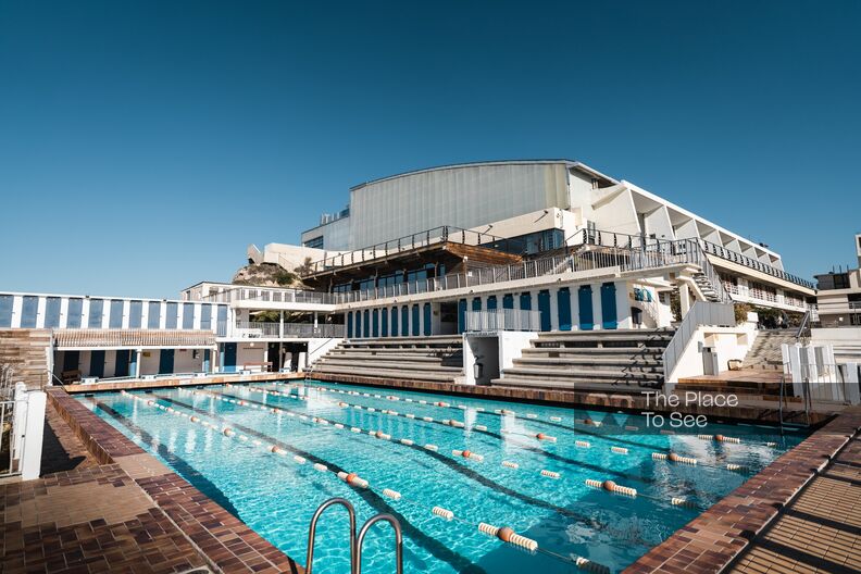 Swimming pool with views of the Mediterranean