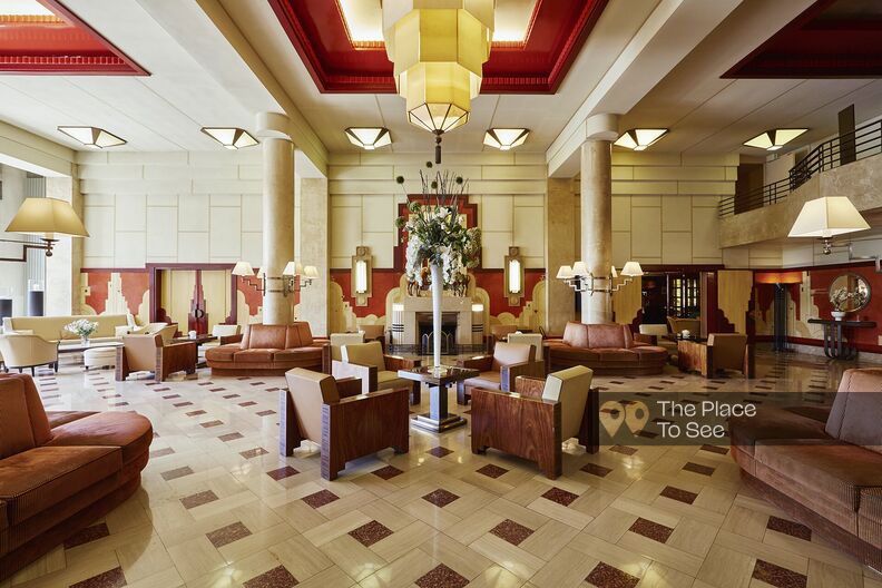 Grand prestigious Art Deco style hotel