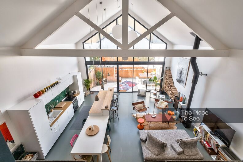 Architect's loft with patio and swimming pool